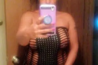 Are You HoRny Cum Fill Me Up B... - Image 3